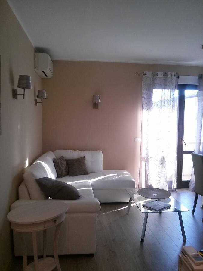 New Apartment Private Parking Bardolino Extérieur photo