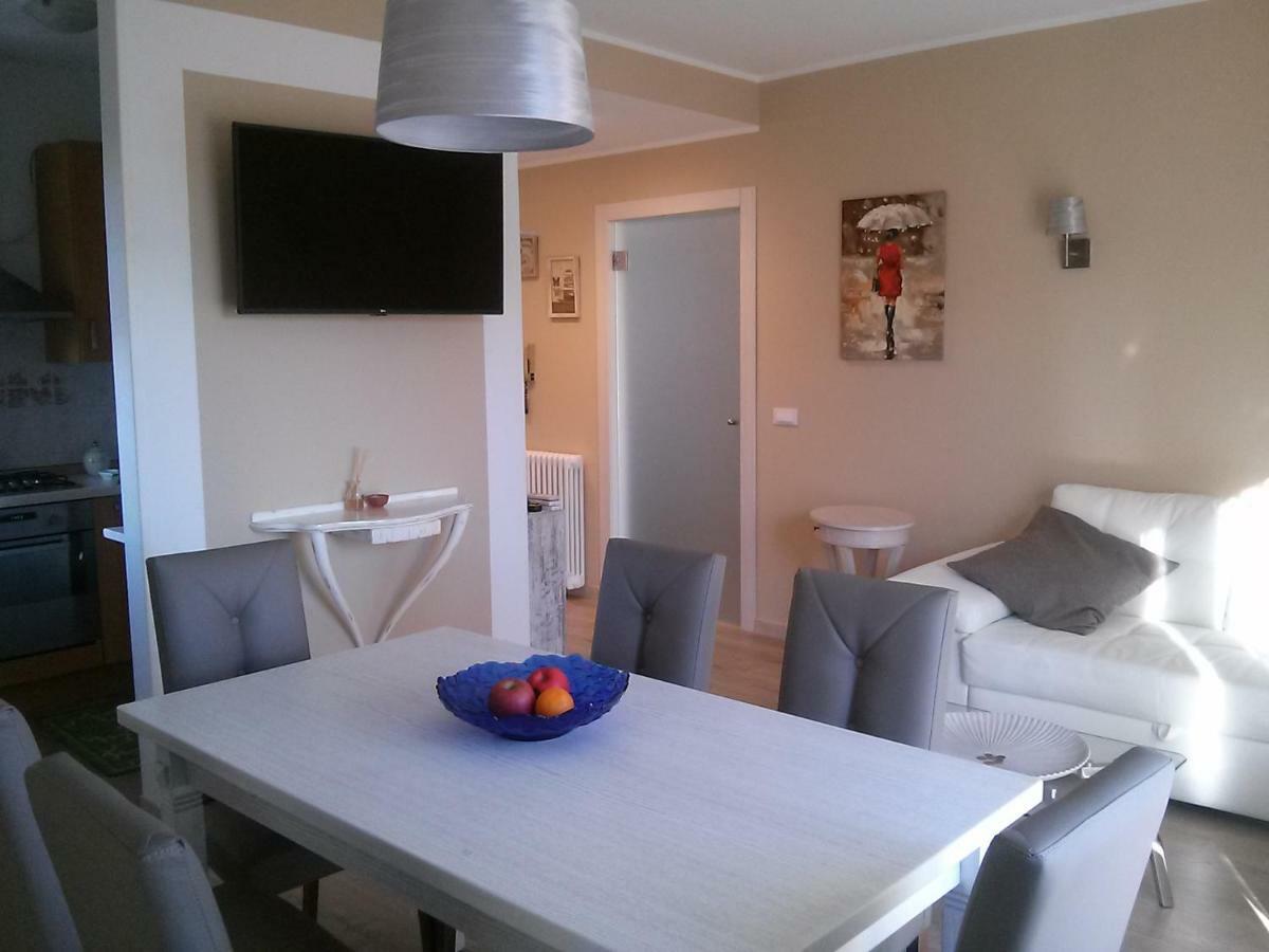 New Apartment Private Parking Bardolino Extérieur photo
